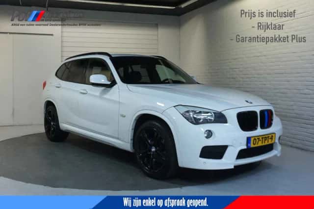 BMW X1 (2012) thumbnail 1