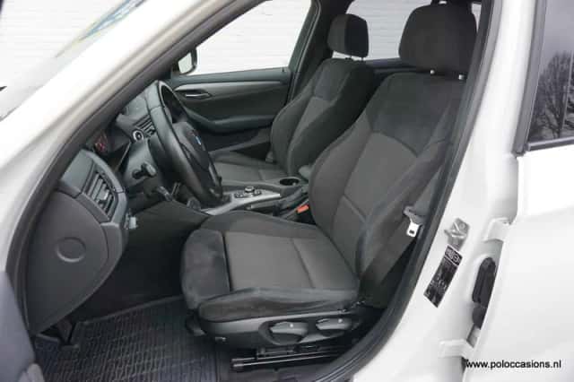 BMW X1 (2012) thumbnail 4