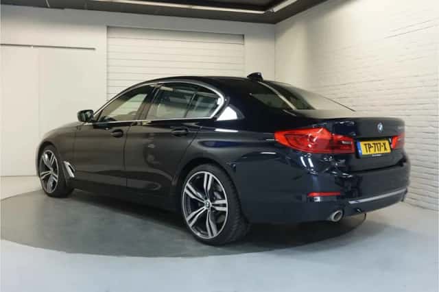 BMW 5-Serie (2018) thumbnail 3