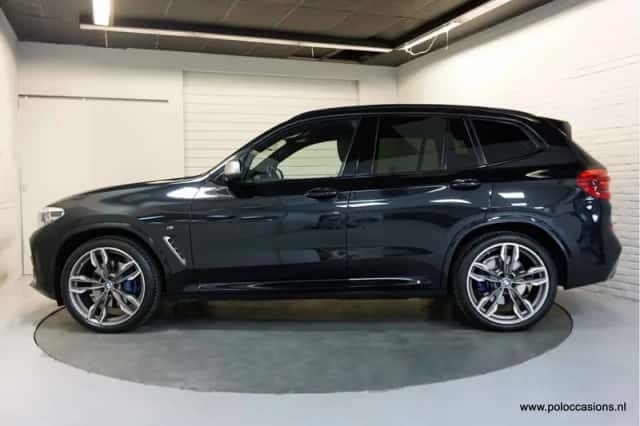 BMW X3 (2018) thumbnail 2