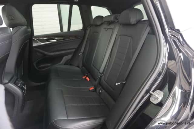 BMW X3 (2018) thumbnail 6