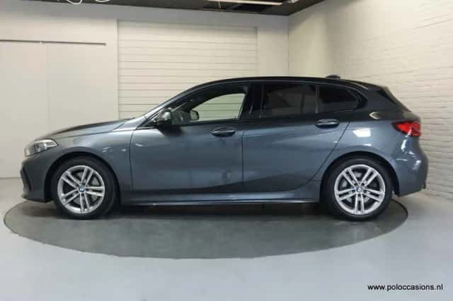 BMW 1-Serie (2021) thumbnail 2