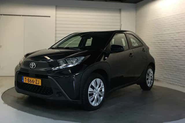 Toyota Aygo X (2023) thumbnail 1