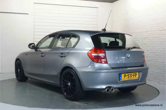 BMW 1-Serie (2011) thumbnail 3