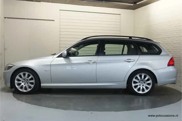 BMW 3-Serie (2009) thumbnail 2