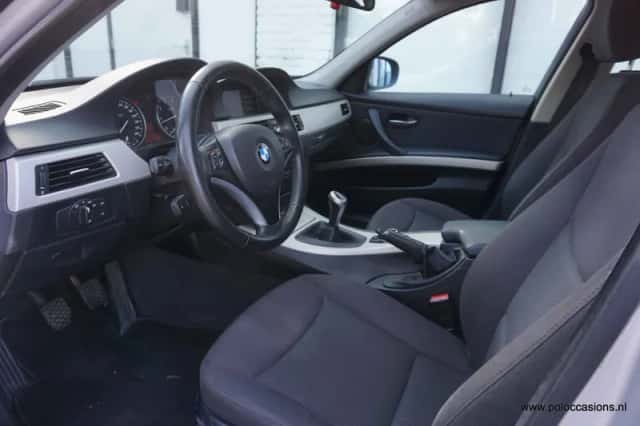 BMW 3-Serie (2009) thumbnail 4
