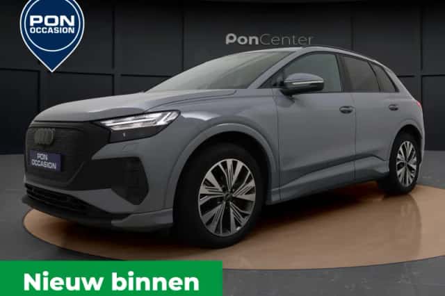 Audi Q4 e-tron (2024) thumbnail 1