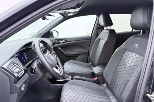 Volkswagen T-Cross (2026) thumbnail 4