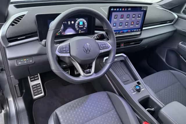Volkswagen T-Roc (2026) thumbnail 4