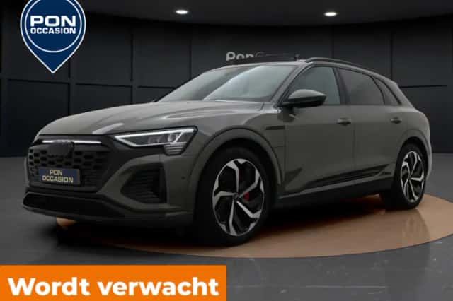 Audi Q8 e-tron (2023) thumbnail 2