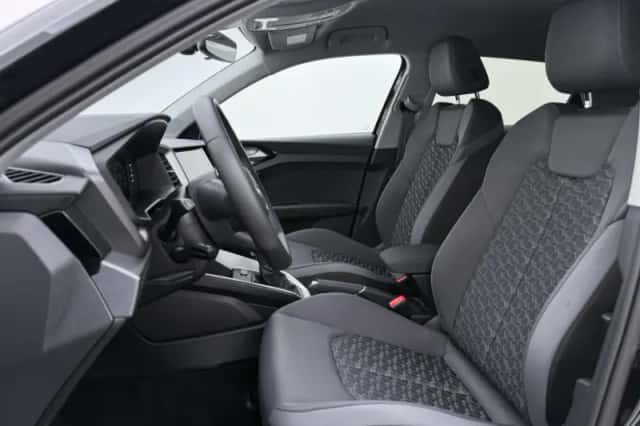Audi A1 Allstreet (2025) thumbnail 5