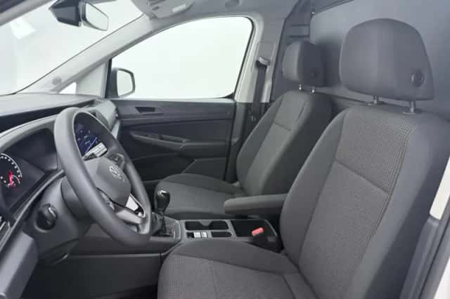 Volkswagen Caddy (2024) thumbnail 5