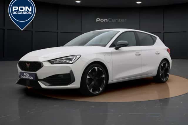 CUPRA Leon (2022) thumbnail 2