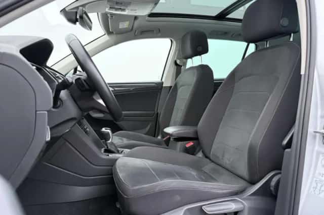 Volkswagen Tiguan (2023) thumbnail 5