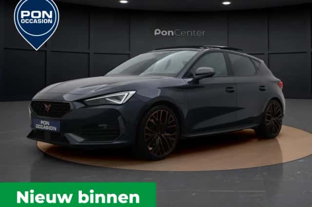 CUPRA Leon (2024) thumbnail 1