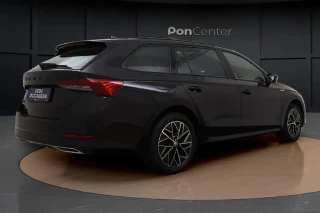 Škoda Octavia (2024) thumbnail 6