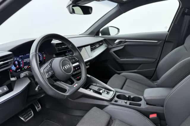Audi A3 (2024) thumbnail 4