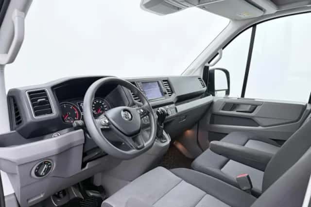 Volkswagen Crafter (2020) thumbnail 4