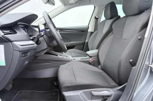 Škoda Octavia (2025) thumbnail 4