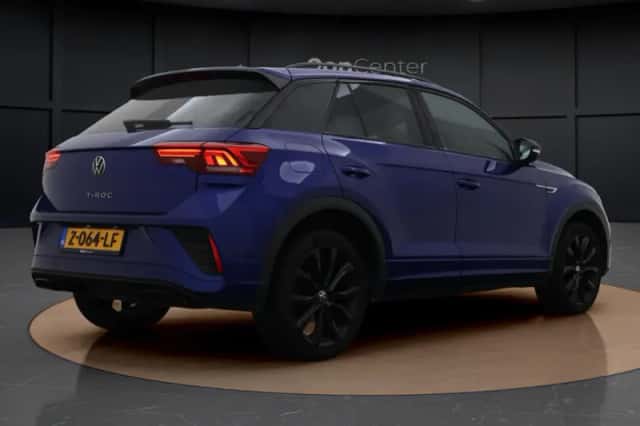 Volkswagen T-Roc (2024) thumbnail 6