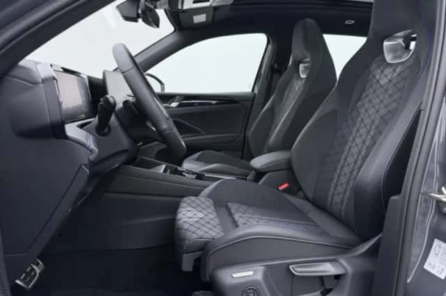 Volkswagen Tiguan (2026) thumbnail 5