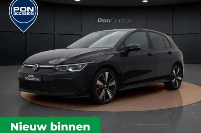 Volkswagen Golf (2022) thumbnail 1