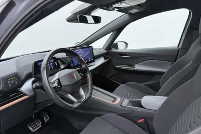 CUPRA Born (2022) thumbnail 4