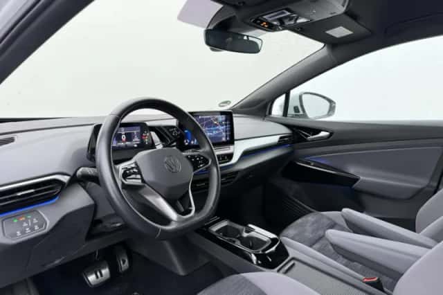 Volkswagen ID.4 (2023) thumbnail 4