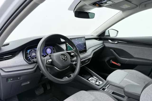 Škoda Octavia (2025) thumbnail 4