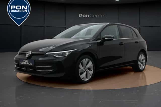 Volkswagen Golf (2025) thumbnail 2