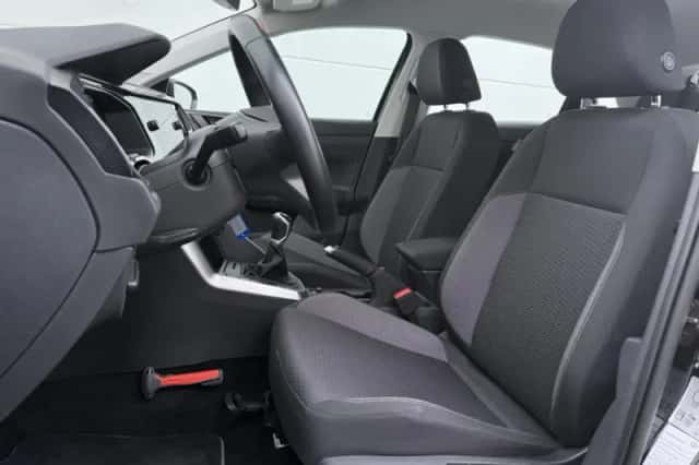 Volkswagen Polo (2024) thumbnail 5
