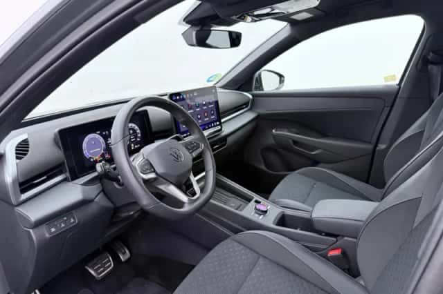 Volkswagen T-Roc (2026) thumbnail 4