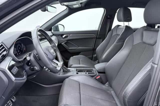 Audi Q3 (2024) thumbnail 5