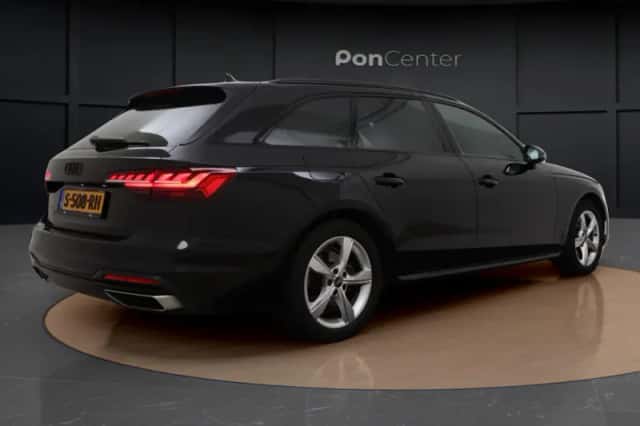 Audi A4 (2023) thumbnail 6