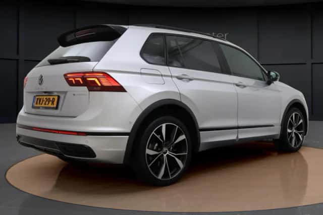 Volkswagen Tiguan (2023) thumbnail 6