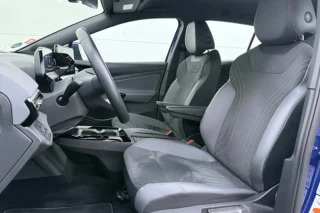 Volkswagen ID.4 (2022) thumbnail 5