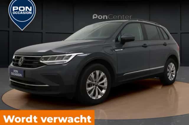 Volkswagen Tiguan (2023) thumbnail 2