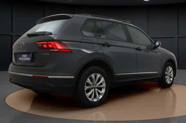 Volkswagen Tiguan (2023) thumbnail 6