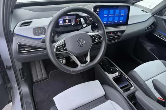 Volkswagen ID.3 (2024) thumbnail 4