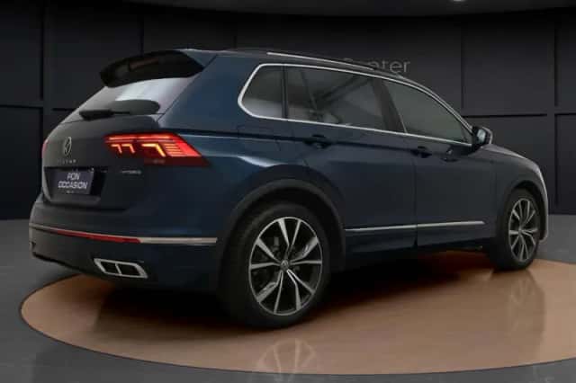 Volkswagen Tiguan (2022) thumbnail 6