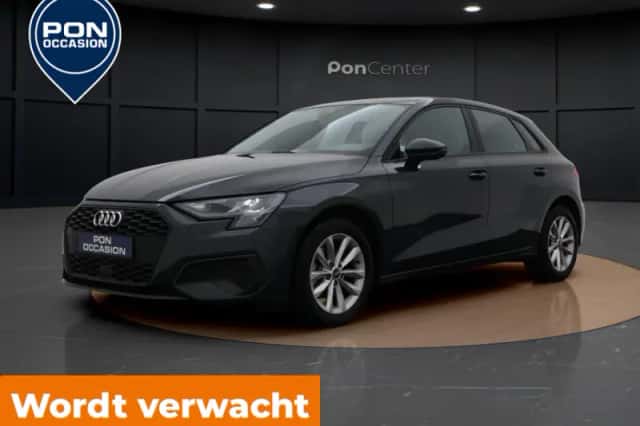 Audi A3 (2022) thumbnail 2