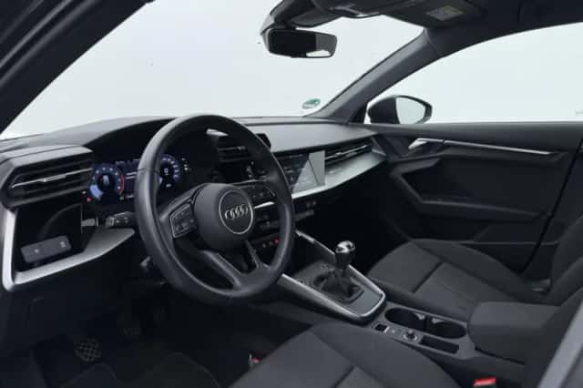 Audi A3 (2022) thumbnail 4