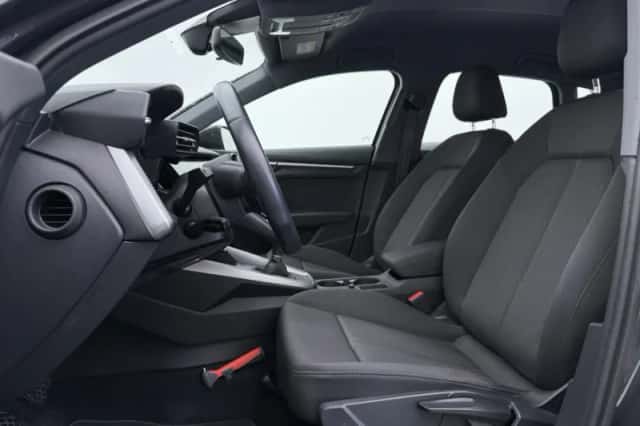Audi A3 (2022) thumbnail 5