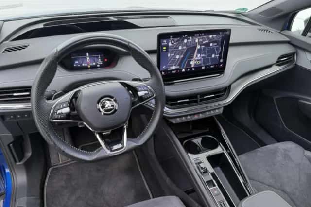 Škoda Enyaq (2023) thumbnail 4