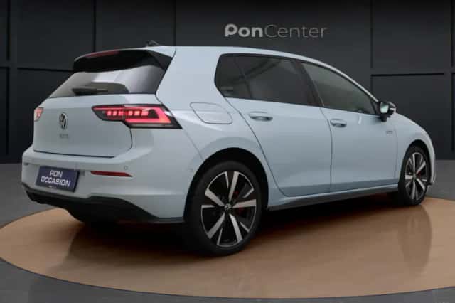 Volkswagen Golf (2025) thumbnail 6