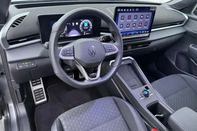 Volkswagen T-Roc (2026) thumbnail 4
