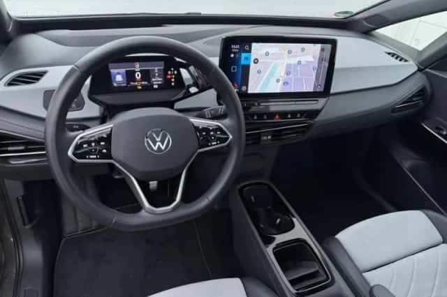 Volkswagen ID.3 (2024) thumbnail 4