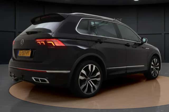 Volkswagen Tiguan (2021) thumbnail 6