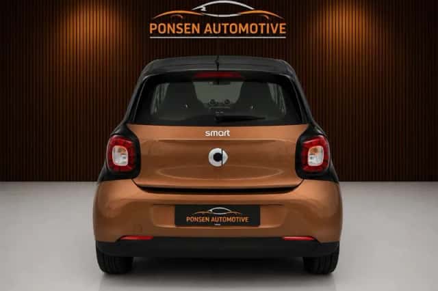 Smart ForFour (2015) thumbnail 5