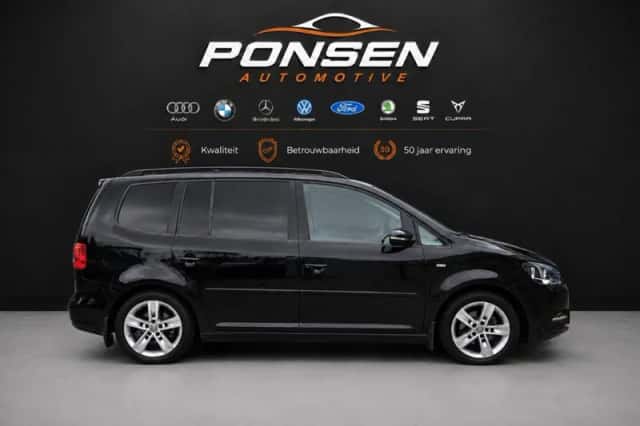 Volkswagen Touran (2012) thumbnail 5